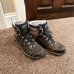 Ahnu Hiking Shoes with Vibram